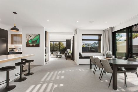 Photo of property in 122a Clyde Road, Ilam, Christchurch, 8041