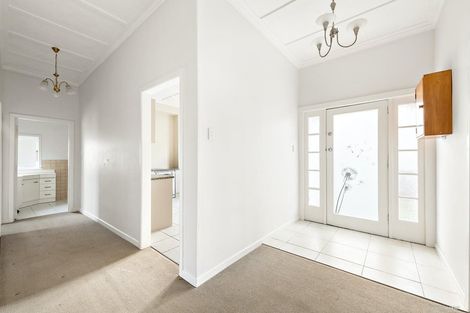 Photo of property in 4122 Great North Road, Glen Eden, Auckland, 0602