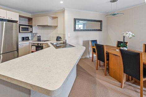 Photo of property in 281 Maunganui Road, Mount Maunganui, 3116