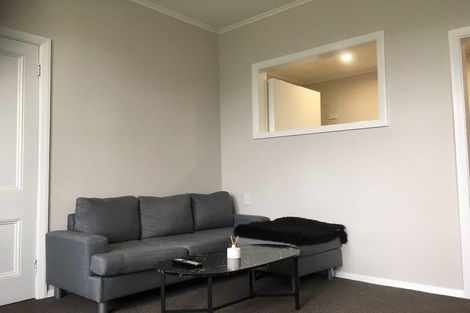 Photo of property in 6 Paisley Terrace, Karori, Wellington, 6012