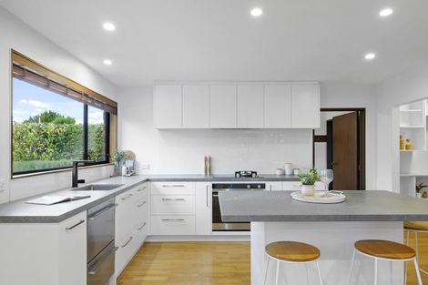 Photo of property in 86a Memorial Avenue, Ilam, Christchurch, 8053