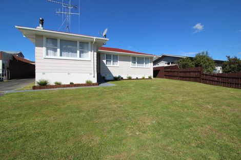 Photo of property in 19 Thompson Street, Tokoroa, 3420