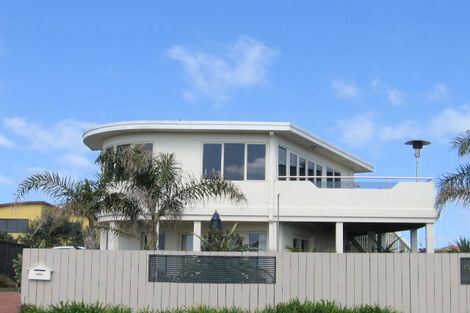 Photo of property in 958a Papamoa Beach Road, Papamoa Beach, Papamoa, 3118
