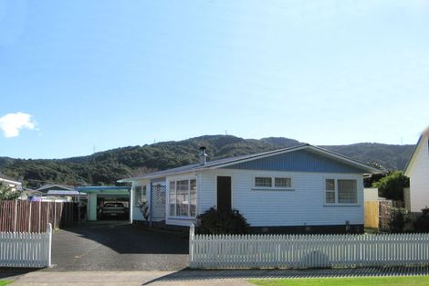 Photo of property in 51 Parkway, Wainuiomata, Lower Hutt, 5014
