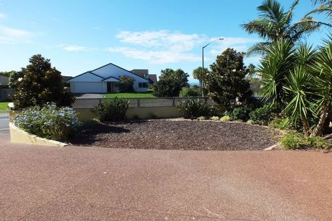 Photo of property in 355 Gulf Harbour Drive, Gulf Harbour, Whangaparaoa, 0930
