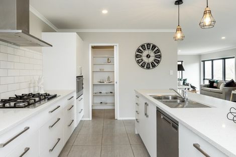 Photo of property in 920 Waimarama Road, Waimarama, Havelock North, 4294