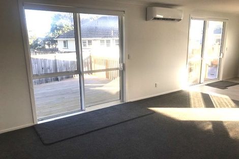 Photo of property in 21a Main Road, Titahi Bay, Porirua, 5022