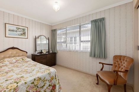 Photo of property in 47a Whites Line West, Woburn, Lower Hutt, 5010