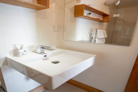 Photo of property in 300b Oriental Parade, Oriental Bay, Wellington, 6011