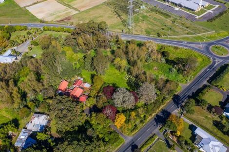 Photo of property in 1 Ranfurly Road, Alfriston, Auckland, 2105