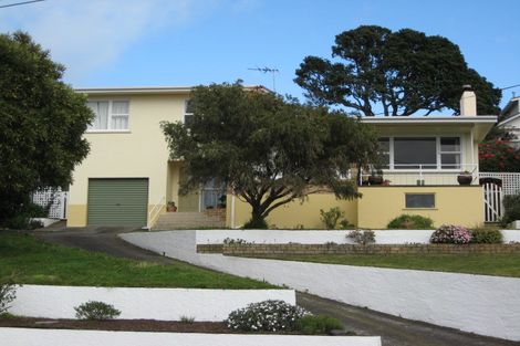 Photo of property in 74 Bayly Road, Blagdon, New Plymouth, 4310