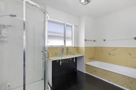 Photo of property in 27 Saint Columbans Grove, Boulcott, Lower Hutt, 5010