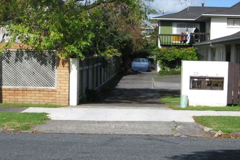 Photo of property in 3/20 Eastern Beach Road, Eastern Beach, Auckland, 2012