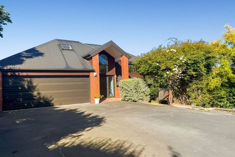 Photo of property in 148 Dyers Pass Road, Cashmere, Christchurch, 8022
