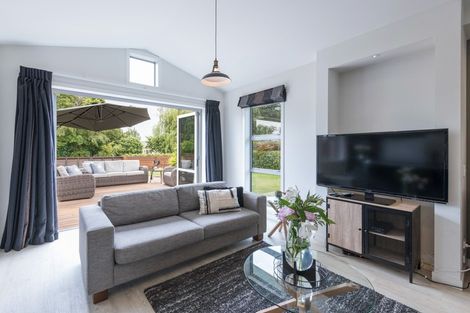 Photo of property in 37 Hill Street North, Richmond, 7020