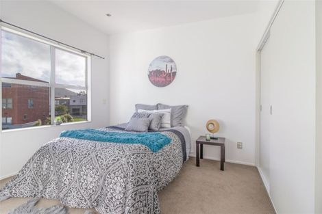 Photo of property in 49 Saddleback Grove, Karori, Wellington, 6012
