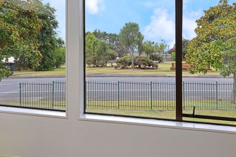 Photo of property in 12 Harvest Drive, Henderson, Auckland, 0612