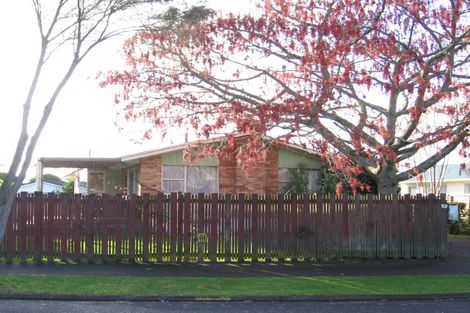 Photo of property in 13 Pulham Crescent, Queenwood, Hamilton, 3210