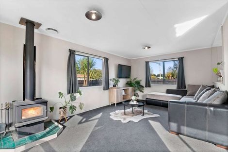 Photo of property in 4b Steeles Lane, Western Heights, Rotorua, 3015