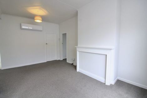 Photo of property in 18 Tamar Street, Island Bay, Wellington, 6023