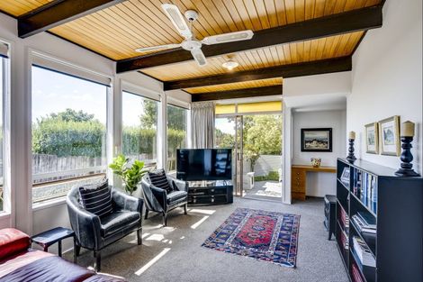 Photo of property in 10 Scannell Street, Havelock North, 4130