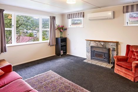 Photo of property in 381a Karori Road, Karori, Wellington, 6012