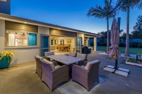 Photo of property in 1 Kotare Heights, Kerikeri, 0230