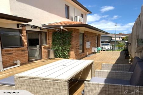 Photo of property in 13 Living Stream Road, Albany Heights, Auckland, 0632