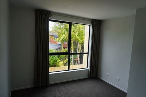 Photo of property in 4 Chatsworth Crescent, Pakuranga Heights, Auckland, 2010