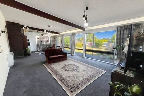 Photo of property in 8 Kimberley Grove, Westbrook, Palmerston North, 4412