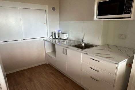 Photo of property in 10 Sykes Avenue, Hatfields Beach, Orewa, 0931