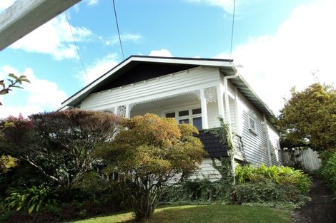 Photo of property in 11 Huka Road, Birkenhead, Auckland, 0626