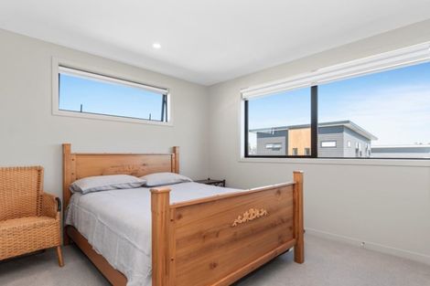 Photo of property in 12 Tuangi Way, Papamoa Beach, Papamoa, 3118