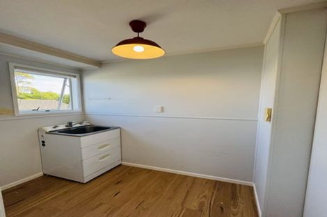 Photo of property in 4 Cushla Place, Massey, Auckland, 0614