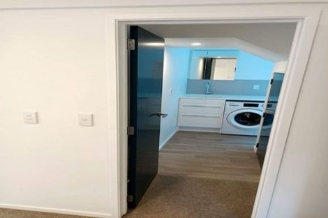 Photo of property in 127 Welcome Bay Road, Welcome Bay, Tauranga, 3112