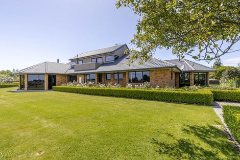 Photo of property in 1179 Devon Road, Bell Block, New Plymouth, 4373