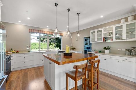 Photo of property in 6 Millbrook Drive, Waiuku, 2683