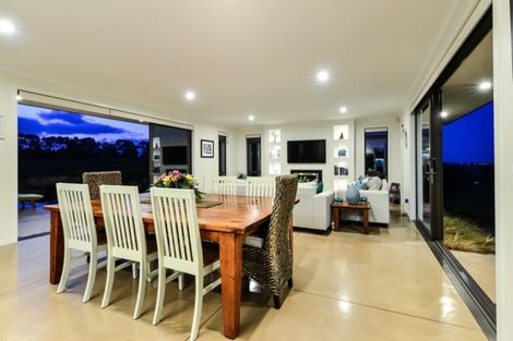 Photo of property in 7 Stonebridge Road, Temple View, Hamilton, 3289