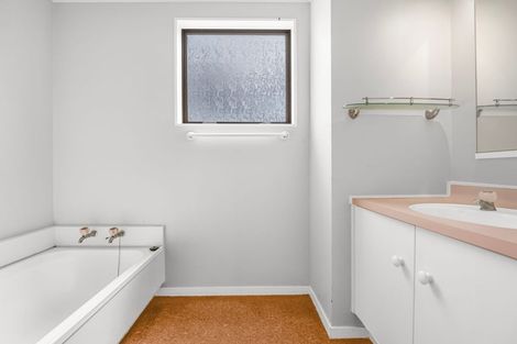 Photo of property in 25 Thames Road, Paeroa, 3600