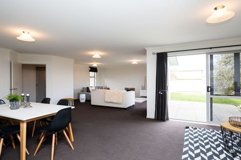 Photo of property in 28 Branigan Parade, Kelvin Grove, Palmerston North, 4414