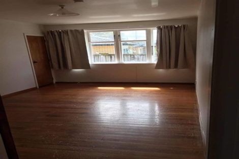 Photo of property in 40 Wattle Street, New Lynn, Auckland, 0600