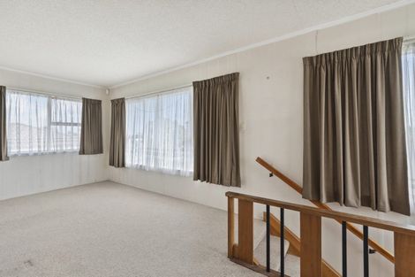 Photo of property in 4 Honey Place, Weymouth, Auckland, 2103