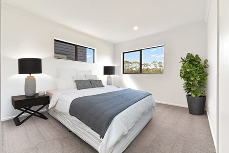 Photo of property in 21 Vincent Mcgrath Crescent, Swanson, Auckland, 0614