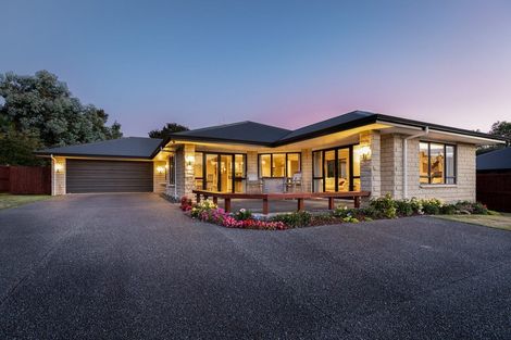 Photo of property in 10 Grace Avenue, Leamington, Cambridge, 3432