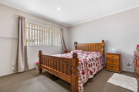 Photo of property in 20 Tussock Avenue, Mangere, Auckland, 2022