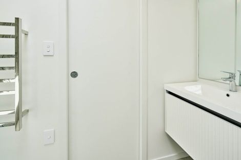 Photo of property in 17/10 Pascoe Avenue, Paremata, Porirua, 5026