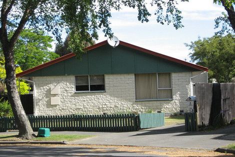 Photo of property in 1/8 Betula Place, Parklands, Christchurch, 8083