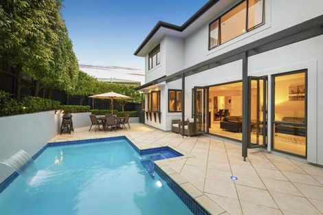 Photo of property in 25a Hastings Road, Mairangi Bay, Auckland, 0630