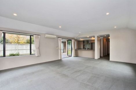 Photo of property in 5 Punga Lane, Parklands, Christchurch, 8083