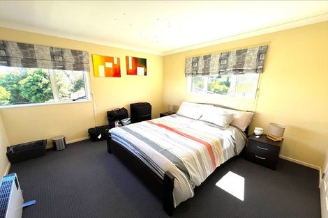 Photo of property in 10 Michael Bosher Way, Flat Bush, Auckland, 2019